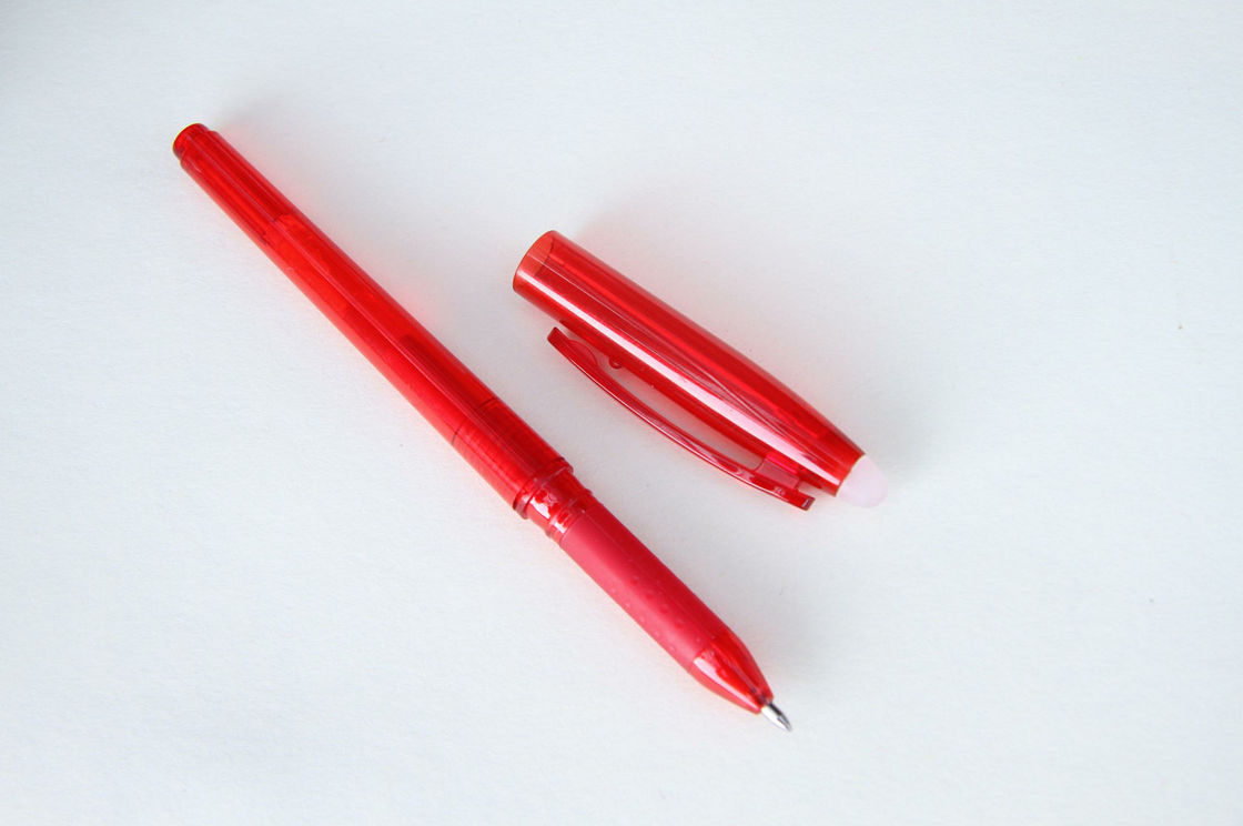Đầu bút 0,5mm / 0,7mm Màu sáng Bút mực có thể xóa